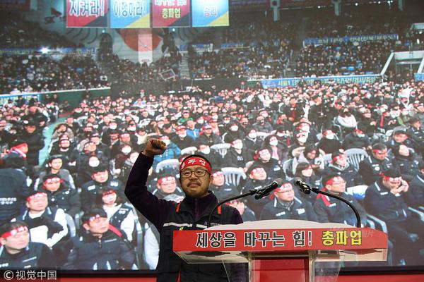 异世界搞笑冒险番为何吸引人？独特设定与反差角色是关键