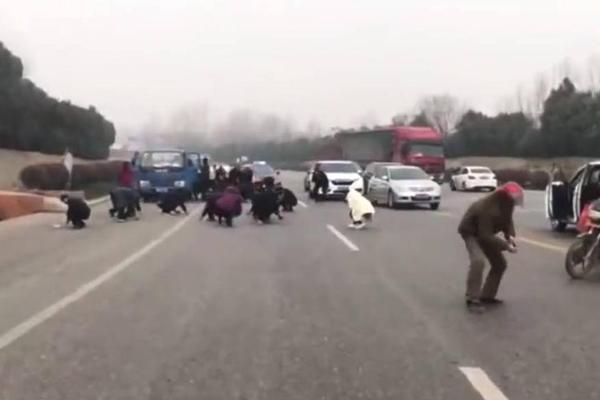 斗罗大陆终极斗罗16册漫画