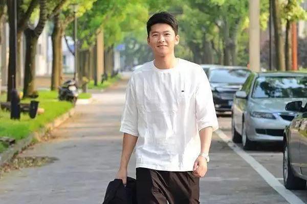 《海贼王第890集》在线观看