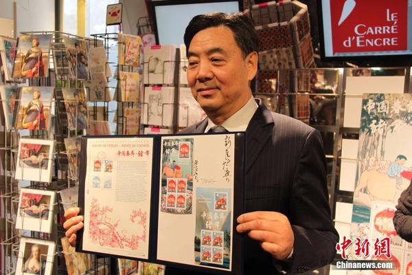 免费在线可阅读漫画成首选，却面临凯发k8国际首页登录的版权等难题待剖析？