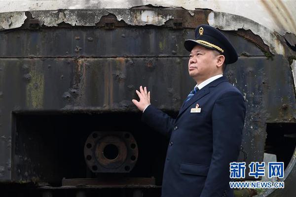 阅站漫画app最新版：免费搜索全网漫画，畅享多种便捷阅读体验