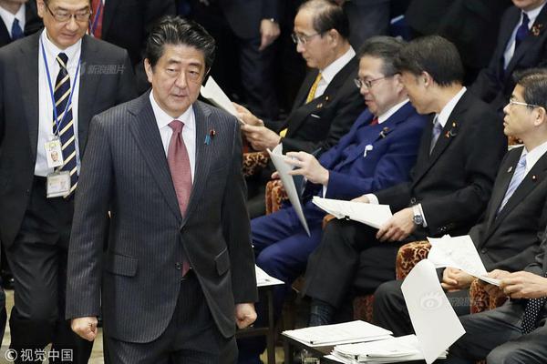 阅站漫画app最新版：免费搜索全网漫画，畅享多种便捷阅读体验