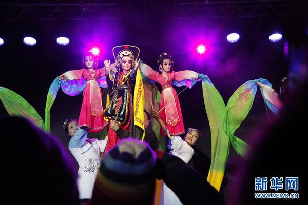 缘之空借兄妹情纠葛引发思索，为何对兄妹恋情描绘引争议？