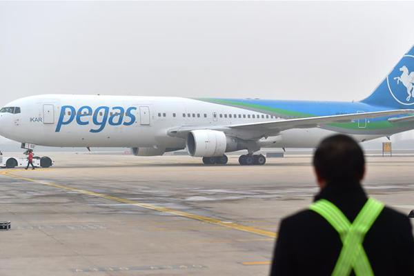 阅站漫画app最新版：免费搜索全网漫画，畅享多种便捷阅读体验