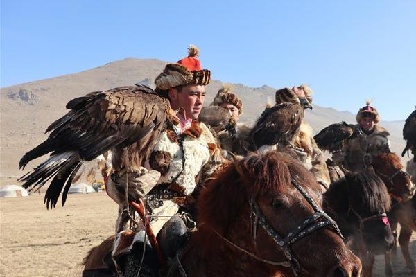 同人：约会大作战datealive ex章节（3） ast存亡战 第一节