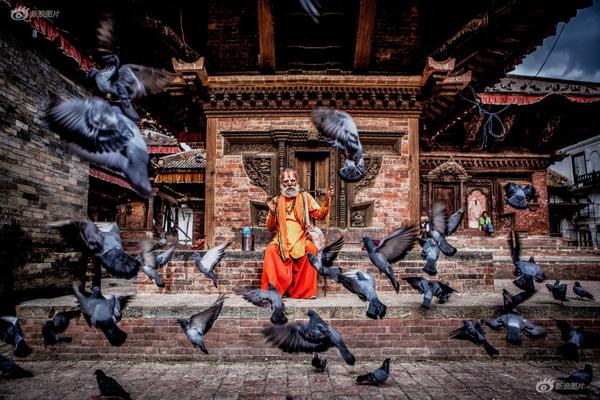 免费在线可阅读漫画成首选，却面临凯发k8国际首页登录的版权等难题待剖析？