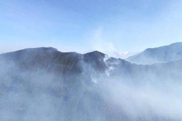 免费漫画阅站官方正版:无广告弹窗,全网漫画免费看