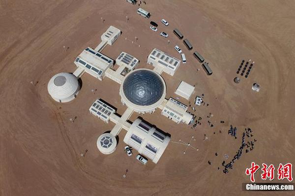 异世界搞笑冒险番为何吸引人？独特设定与反差角色是关键