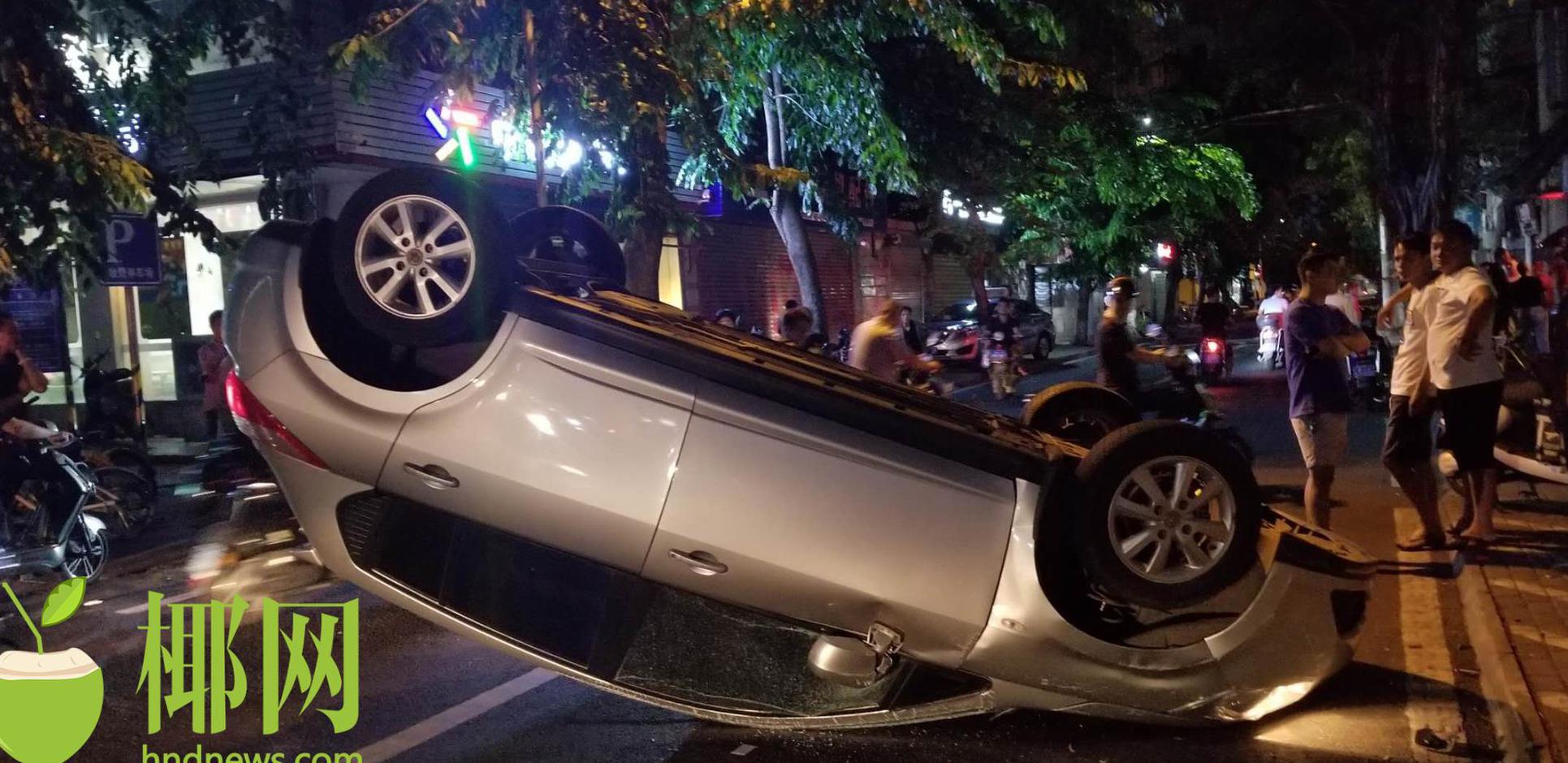 免费在线可阅读漫画成首选，却面临凯发k8国际首页登录的版权等难题待剖析？