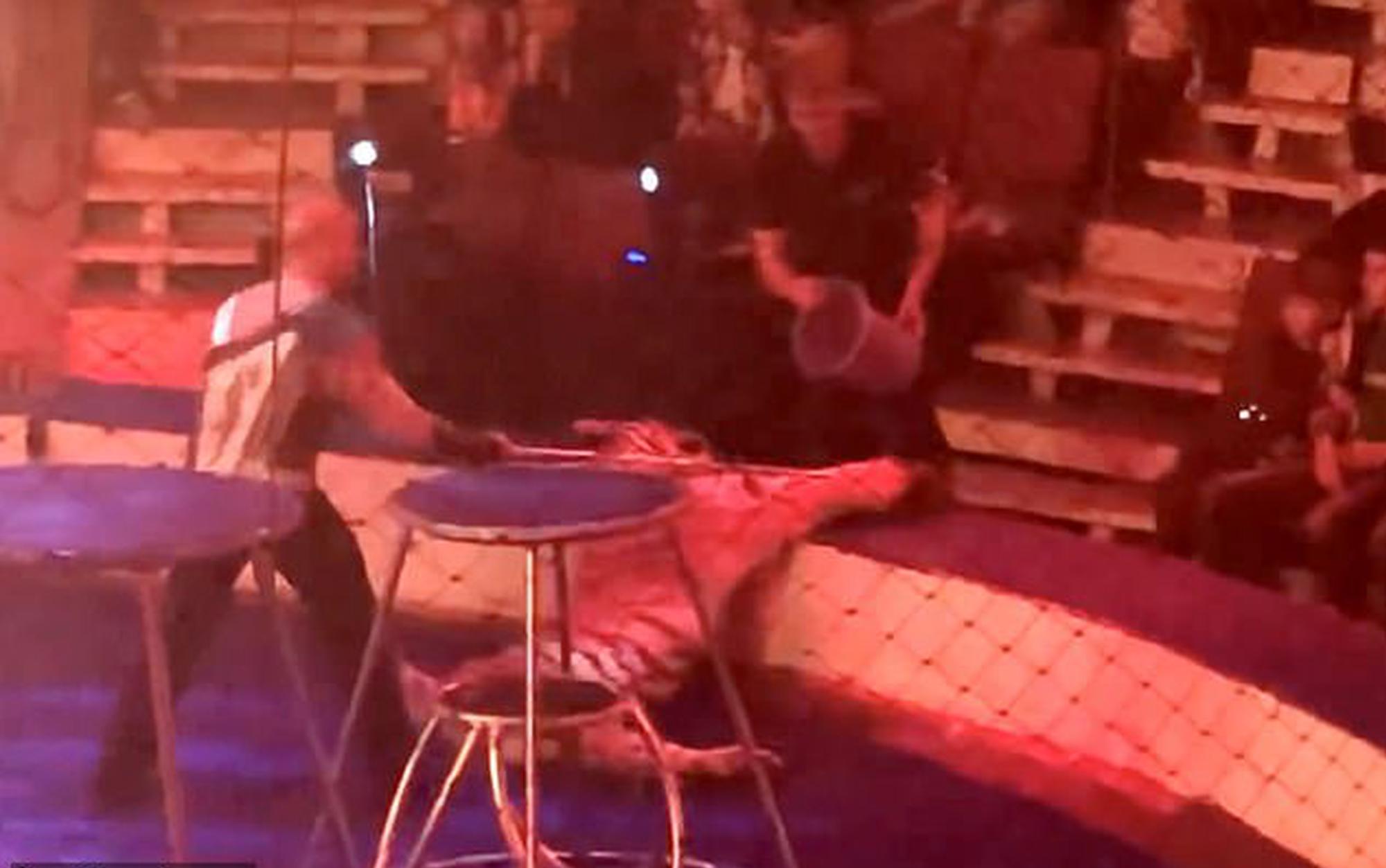 datealive 地铁逃生回归!biubiu免费加速,畅玩海量海内外精品手游