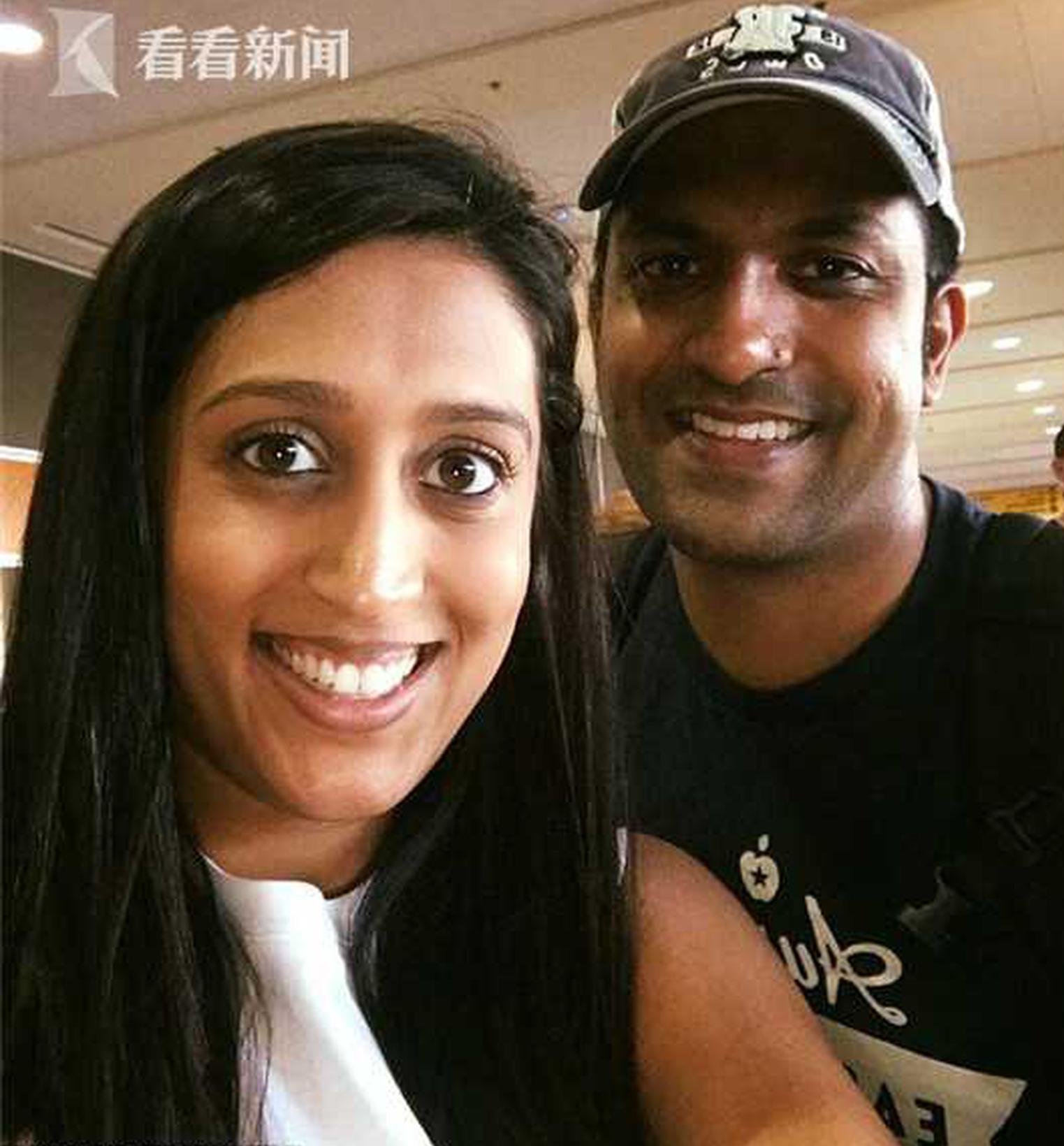 动漫女头哭泣强颜欢笑