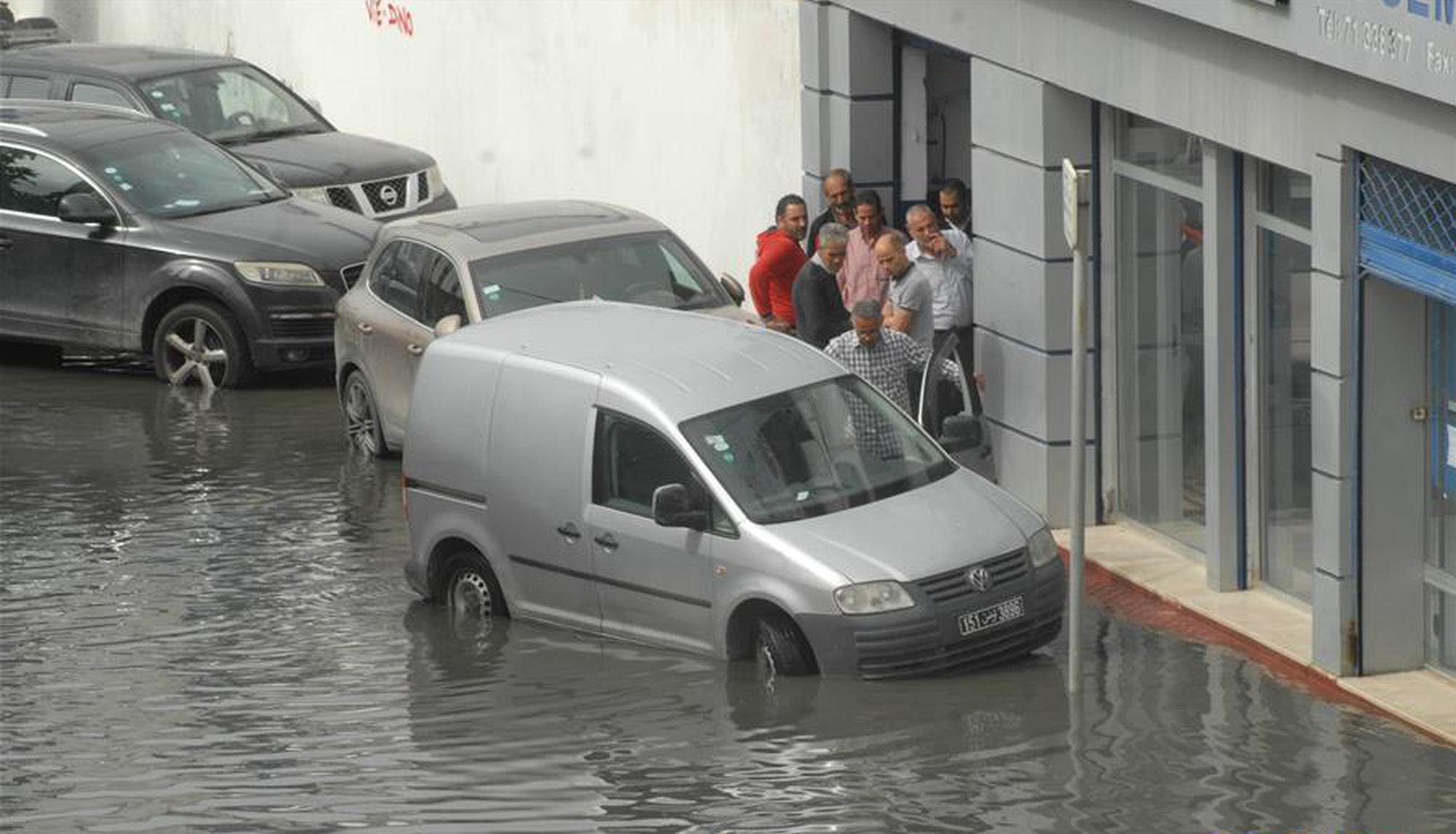 阅站漫画app最新版：免费搜索全网漫画，畅享多种便捷阅读体验