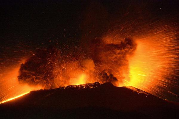 免费漫画阅站官方正版：无广告弹窗，全网漫画免费看