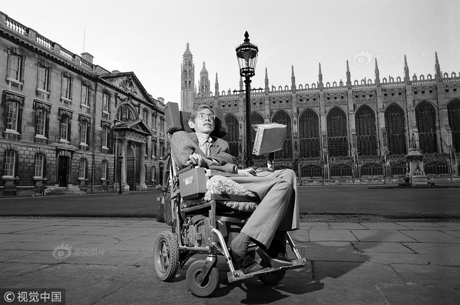 免费在线可阅读漫画成首选，却面临凯发k8国际首页登录的版权等难题待剖析？