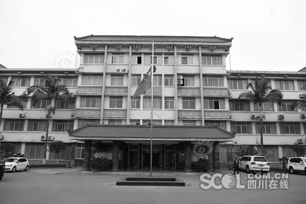 datealive 地铁逃生回归！biubiu免费加速，畅玩海量海内外精品手游