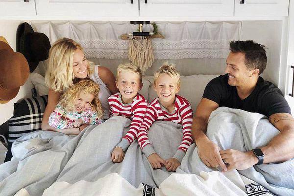 缘之空借兄妹情纠葛引发思索，为何对兄妹恋情描绘引争议？