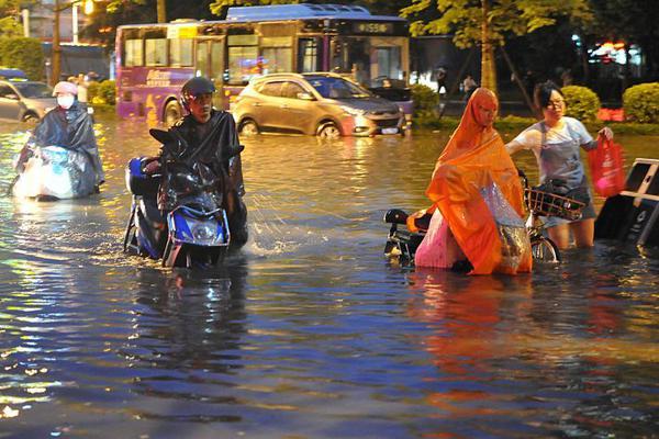 免费漫画阅站官方正版：无广告弹窗，全网漫画免费看