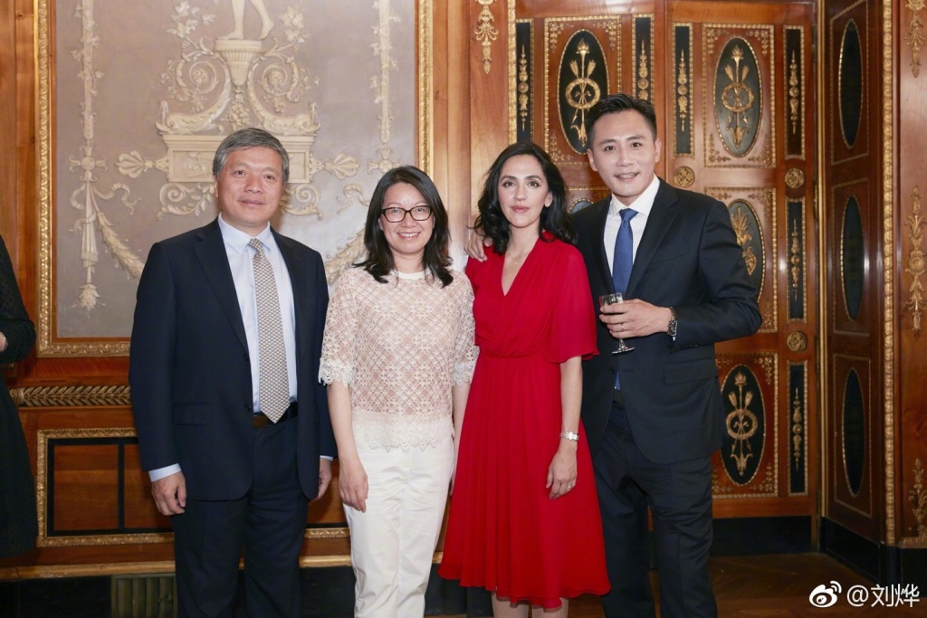 至尊神魔漫画下拉式酷漫房