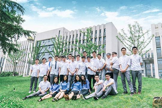 阅站漫画app最新版：免费搜索全网漫画，畅享多种便捷阅读体验