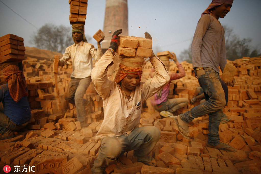 datealive 地铁逃生回归！biubiu免费加速，畅玩海量海内外精品手游