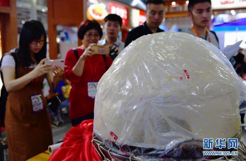 恋爱辅助器全彩无删减漫画