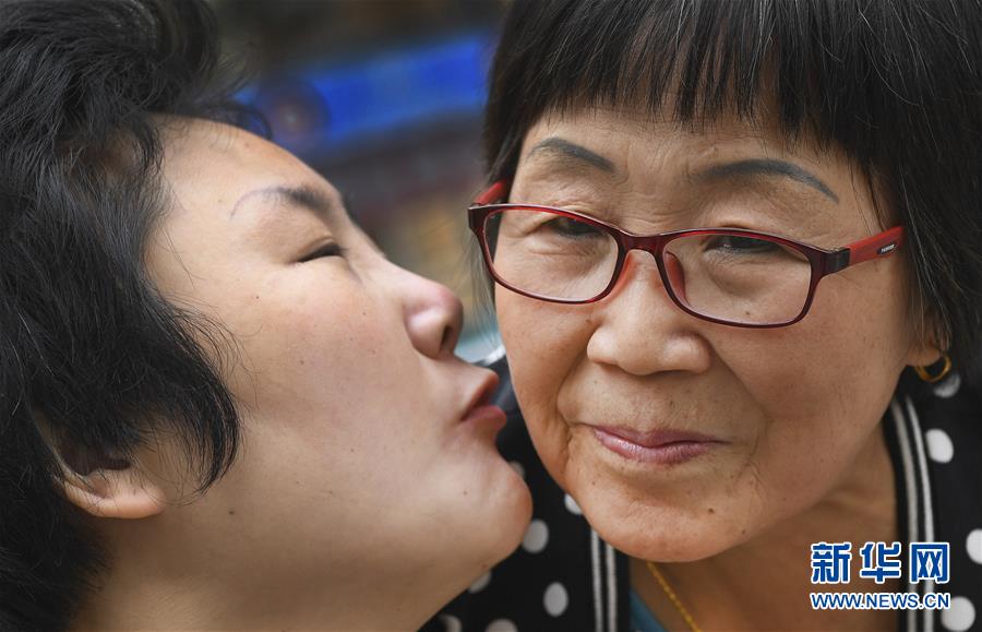 异世界搞笑冒险番为何吸引人？独特设定与反差角色是关键