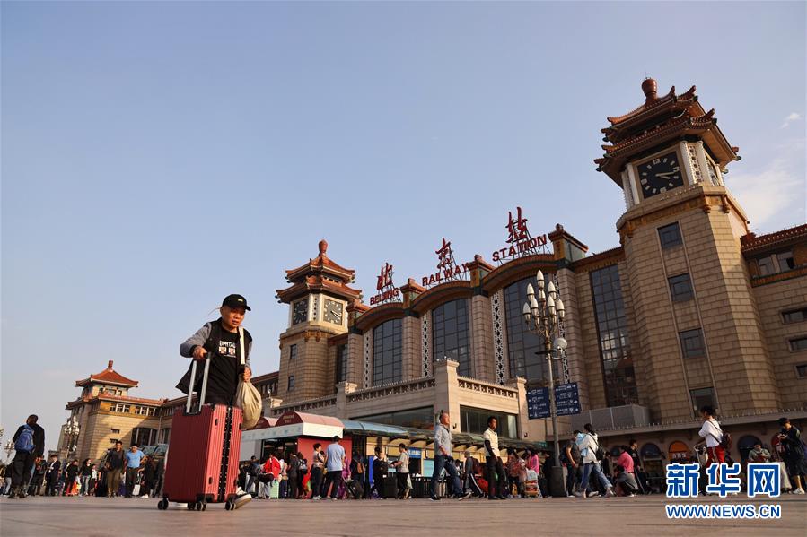 希娅哈乌利亚图片