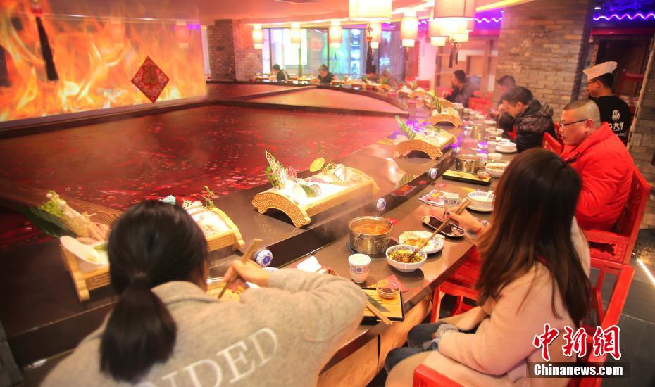 datealive 地铁逃生回归!biubiu免费加速,畅玩海量海内外精品手游