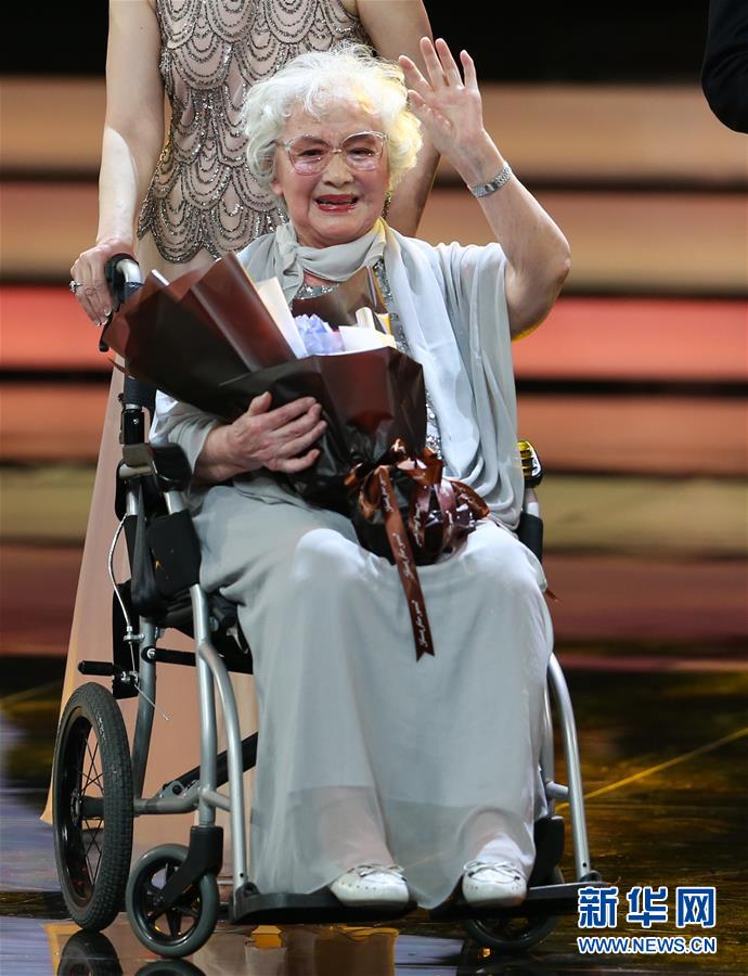 斗破苍穹老粉必看！正版免费观看渠道及支持正版的意义