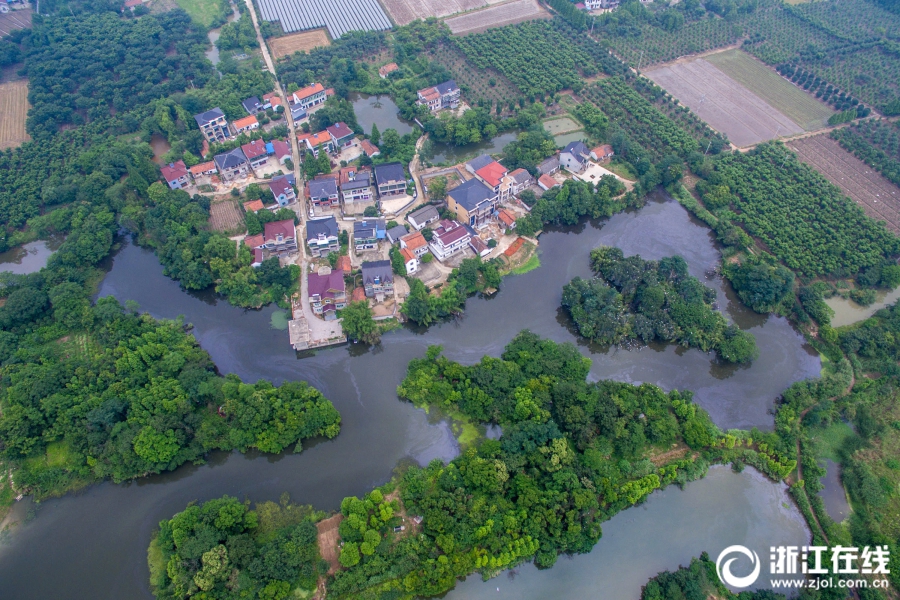 全职法师免费下拉式6漫画