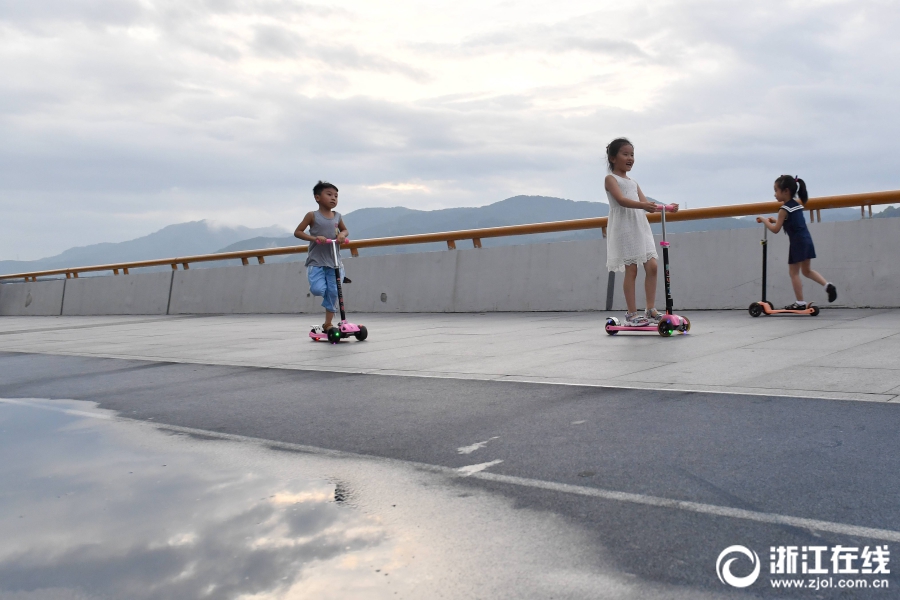 弱点漫画在线观看