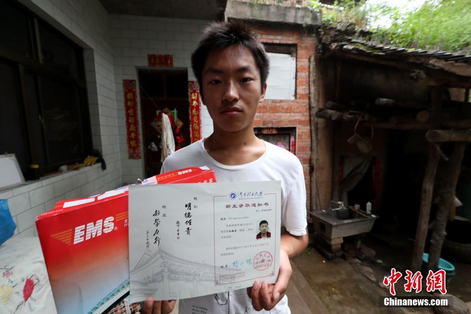 datealive 地铁逃生回归！biubiu免费加速，畅玩海量海内外精品手游