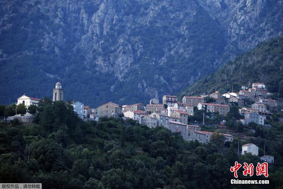 数字阅读普及下，韩漫免费观看的凯发k8国际首页登录的版权风险与安全提示