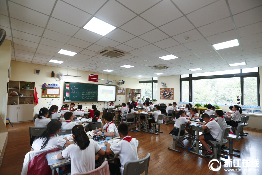 鬼医凤九免费下拉式漫画