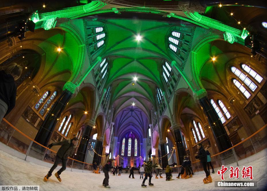 datealive 地铁逃生回归！biubiu免费加速，畅玩海量海内外精品手游