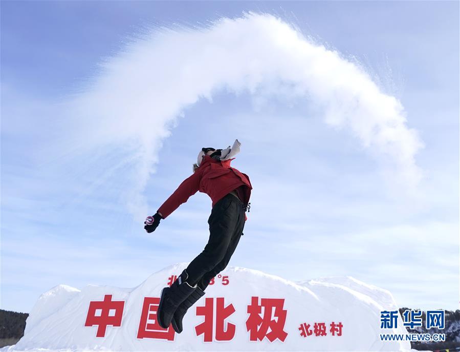 缘之空借兄妹情纠葛引发思索，为何对兄妹恋情描绘引争议？