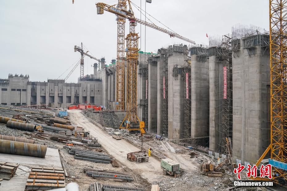 极品阎罗系统漫画下拉式免费